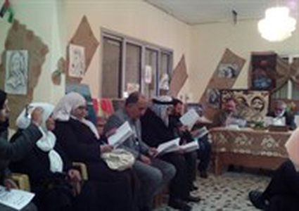 توقيع كتاب "همسات في أذن شارد"