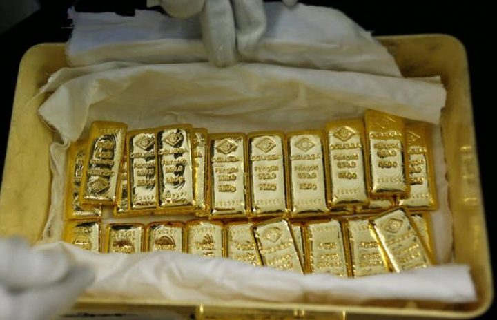 الذهب يتكبد أول خسائر أسبوعية خلال يناير