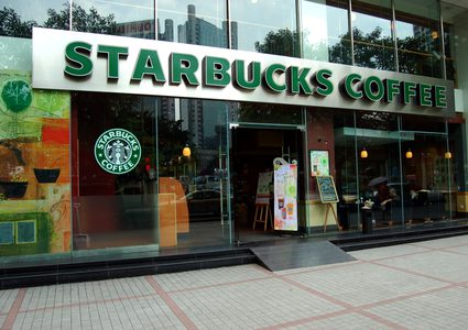 "ستاربكس المكسيك" في ورطة بسبب "جدار ترمب"