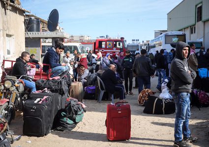 السلطات المصرية تواصل فتح معبر رفح