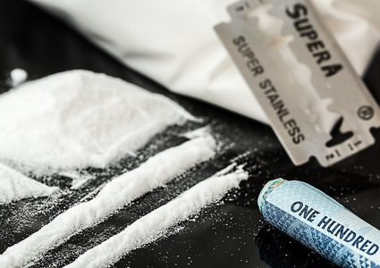 الشرطة تضبط 2 كيلو من المواد المخدرة في الخليل