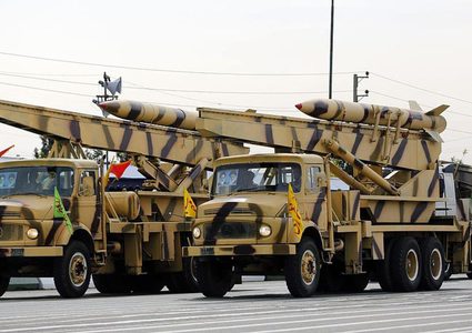 طهران ترد على واشنطن بـ"مزيد من الصواريخ"