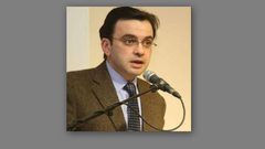 "وزير الثقافة" يُعارض قرار النائب العام الفلسطيني