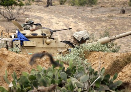 الجيش المصري يقتل 14 مسلحا في سيناء