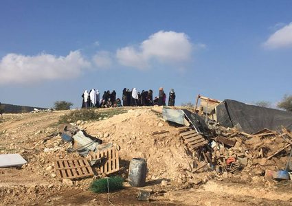 الاحتلال يمهد لهدم "أم الحيران" مجددا