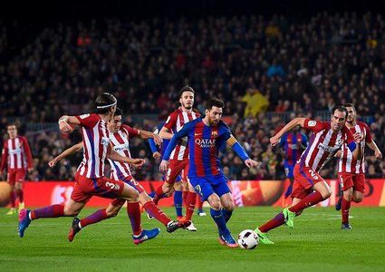 برشلونة يجتاز اتلتيكو ويصل نهائي الكأس