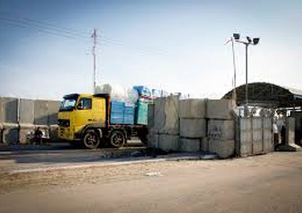 إدخال أول شاحنة محمّلة بغاز "النيتروز" إلى غزة