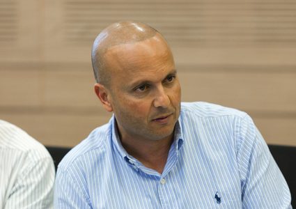 اتهام رئيس بلدية عسقلان بالفساد