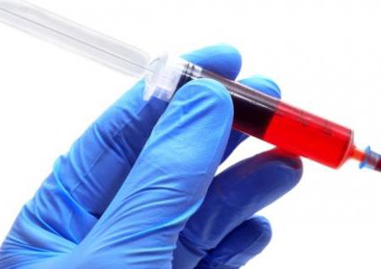 ابتكار تطبيق على الهواتف الذكيةلتحاليل الدم