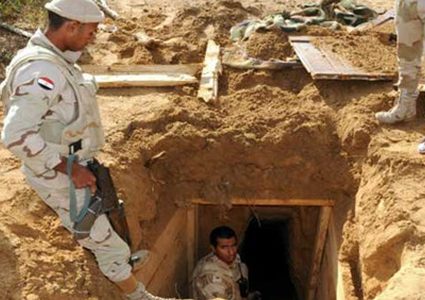 الجيش المصري يدمر ستة أنفاق على حدود غزة
