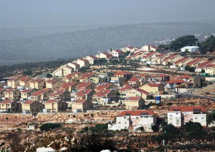 مستوطنو "عمونا" يقررون العيش ببؤرة جنوب نابلس