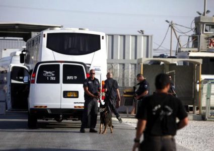 ​قراقع: الاحتلال أخفى نبأ استشهاد الأسير الجلاد