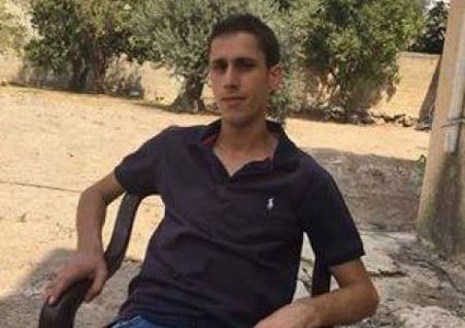 الأسير الشهيد محمد الجلاد ودع أمه من خلف زجاج... ورحل !