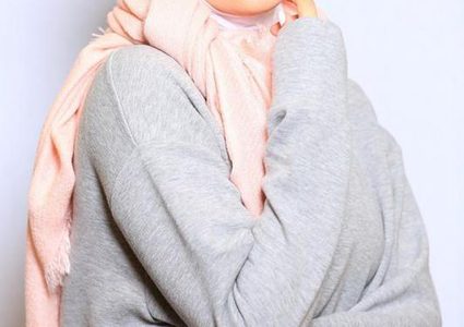 عزيزتي المحجبة اختاري المكياج الهادئ