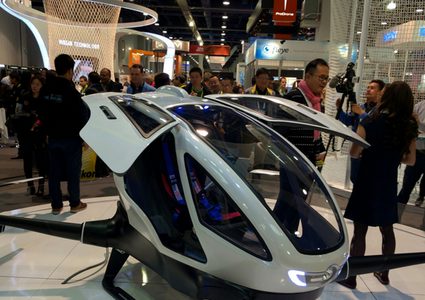 طائرة دون طيار لتجنب أزمة المرور في دبي