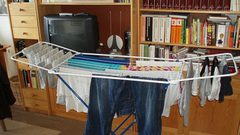 إياك ونشر الغسيل في المنزل