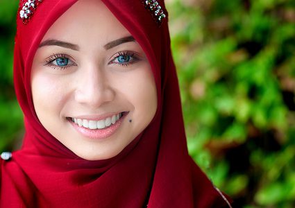 عزيزتي المحجبة لجمال شعرك اتبعي...