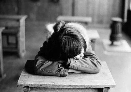 أخطاء نرتكبها يومياً ندمر بها سعادتنا وإنتاجنا دون أن ندري