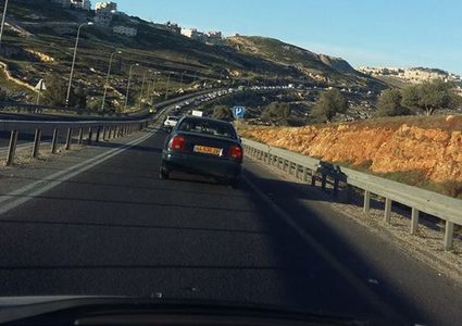 أزمة مرورية خانقة على الحواجز المؤدية لرام الله