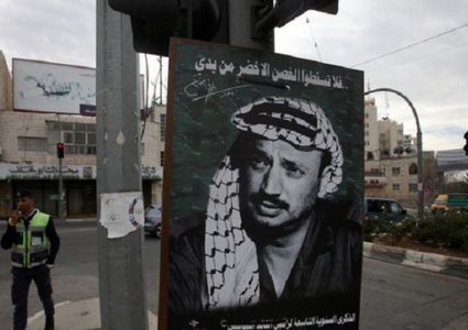 مسؤول إيراني يكشف سراً عن الشهيد الرئيس عرفات