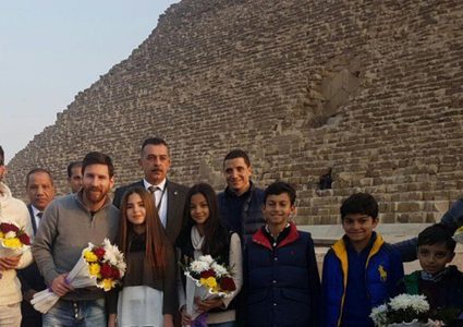 ميسي في مصر وسط إجراءات أمنية مشددة