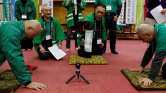 مسابقة شد حبل الصلع "فيديو"