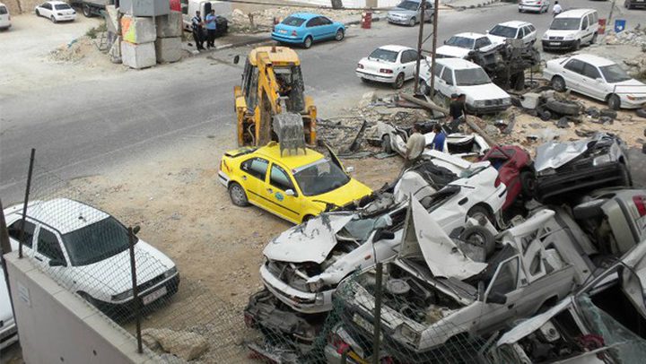 إتلاف 93 مركبة غير قانونية في نابلس وأريحا