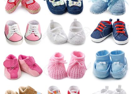 أضرار الأحذية على حديثي الولادة