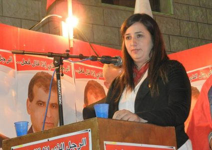 الديمقراطية تنتخب منى عضو بلدية في عرابة