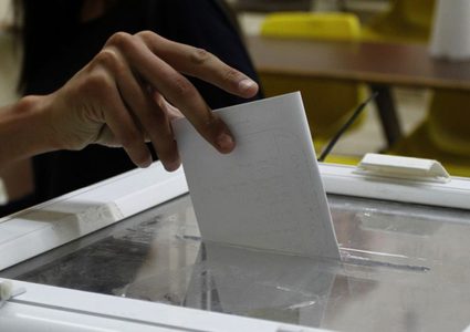 خاص: حماس تقفز عن المهلة وتحسم أمرها.. لا للانتخابات