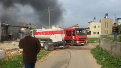 حريق ضخم بمنجرة في عزون عتمة (صور)