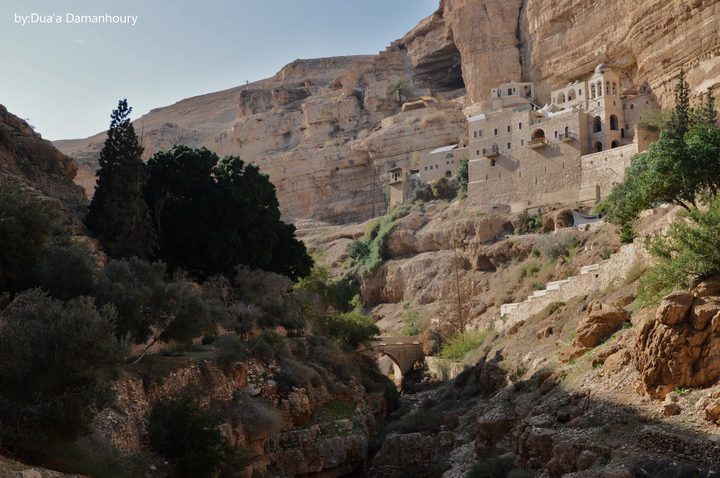 بالصور: جمال مدينة القمر
