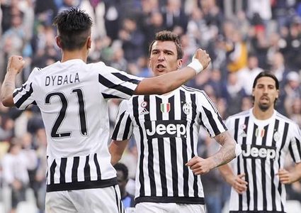 يوفنتوس يضع قدماً في نهائي كأس ايطاليا