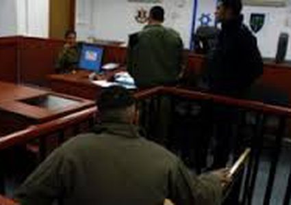 تمديد اعتقال الفتى حمامرة