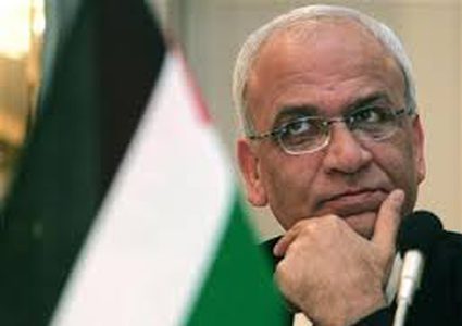 عريقات: متمسكون بمبادرة السلام العربية