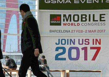 هواتف قديمة تعود الى المنافسة