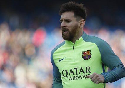 ميسي يطلب التعاقد مع خمسة لاعبين