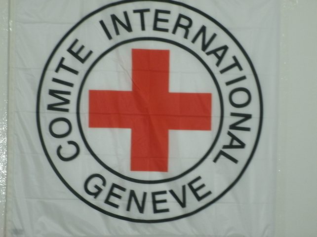 الصليب الاحمر يدين استخدام أسلحة كميائية في الموصل