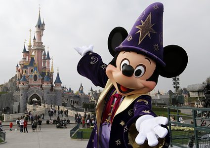 صعود ترامب يخسر السياحة الامريكية الملايين