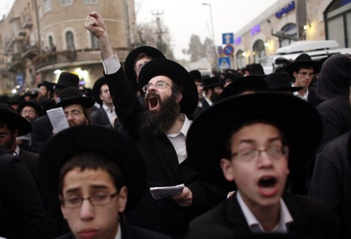 مسيرة للحرديم تنتهك  حرمة سبتهم في القدس