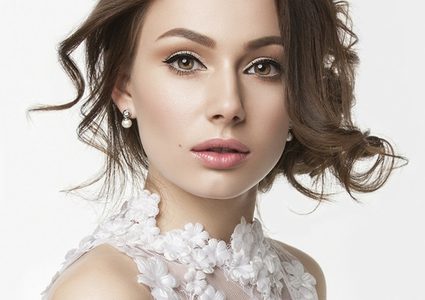 الشاي البارد لعيون لامعة