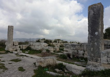 سمارة ... خربة سياحية مخفية تحت العشب (فيديو)