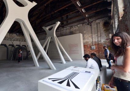 بينالي النحت الدولي الأول في الكويت