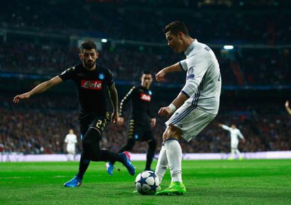 الريال يسعى لتأكيد هيمنته على نابولي