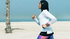"نايكي" تطلق ملابس احترافية للمحجبات