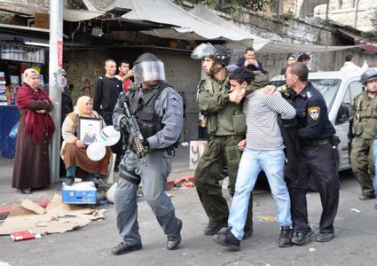 اعتقال 6 مقدسيين بينهم 3 أطفال