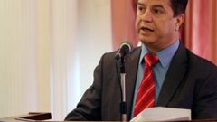 الوزير عواد في مستشفى طولكرم بصورة مفاجئة