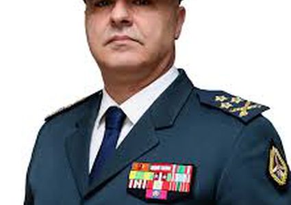 قائد الجيش اللبناني يدعو جنوده لمواجهة إسرائيل