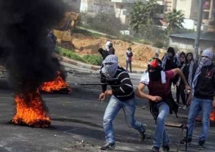 إصابتان وإعتقال خلال المواجهات في سلواد