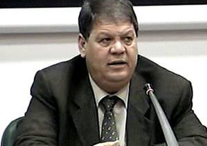 فتوح يتسلم مهام عمله مفوضا للعلاقات الدولية في "فتح"